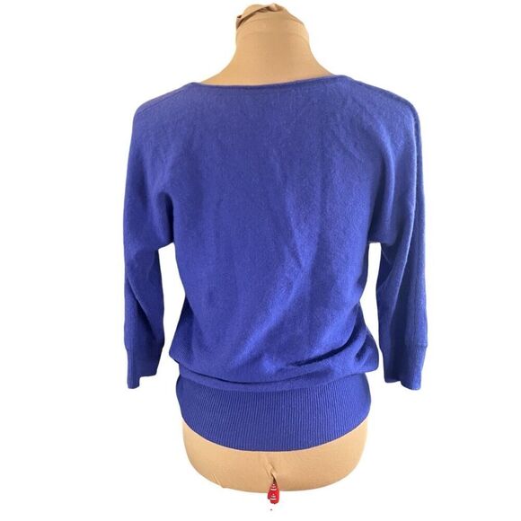 Chico's SZ 0 (S) Purple 100% Cashmere V-neck Sweater Quiet Luxury Old Money - Picture 2 of 8